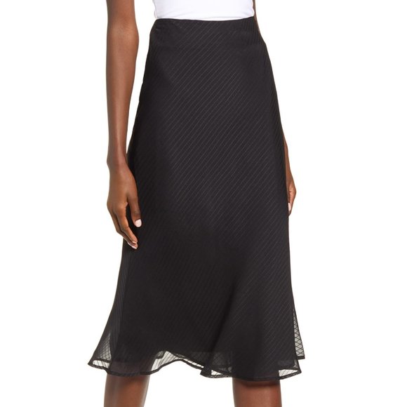4SI3NNA Dresses & Skirts - 4SI3NNA Valeria Midi Black Skirt M